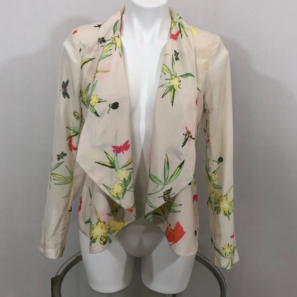 H&M Jackets & Blazers - H & M Flowy Blazer